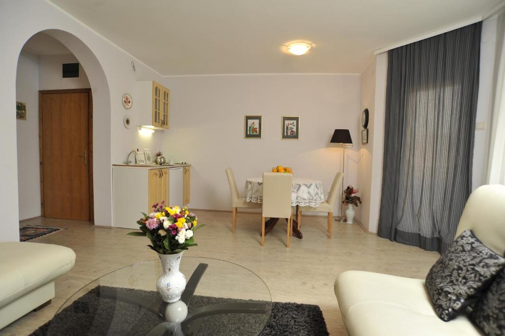 Apartments Izvor Врднік Номер фото